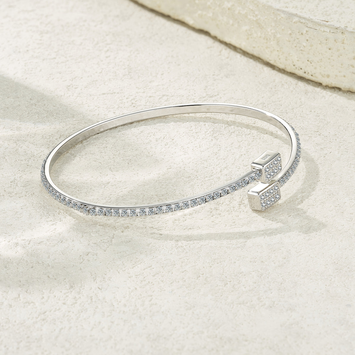 Bracelet Open Bangle Pavé Moissanite VVS – S925