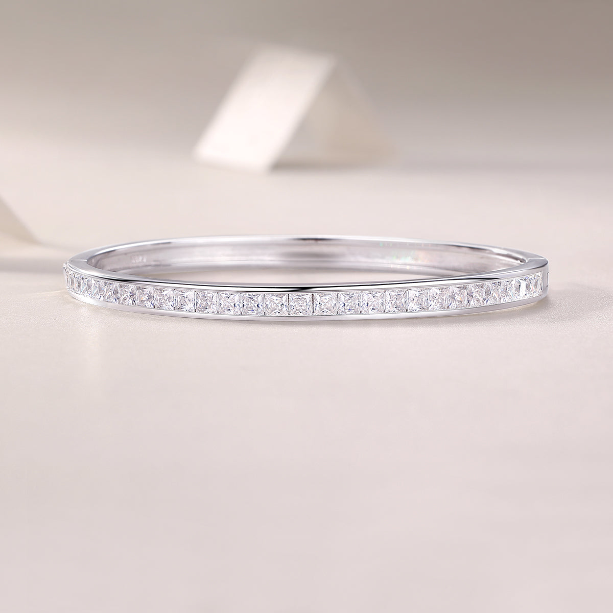 Bracelet Bangle Pavé Moissanite VVS – S925