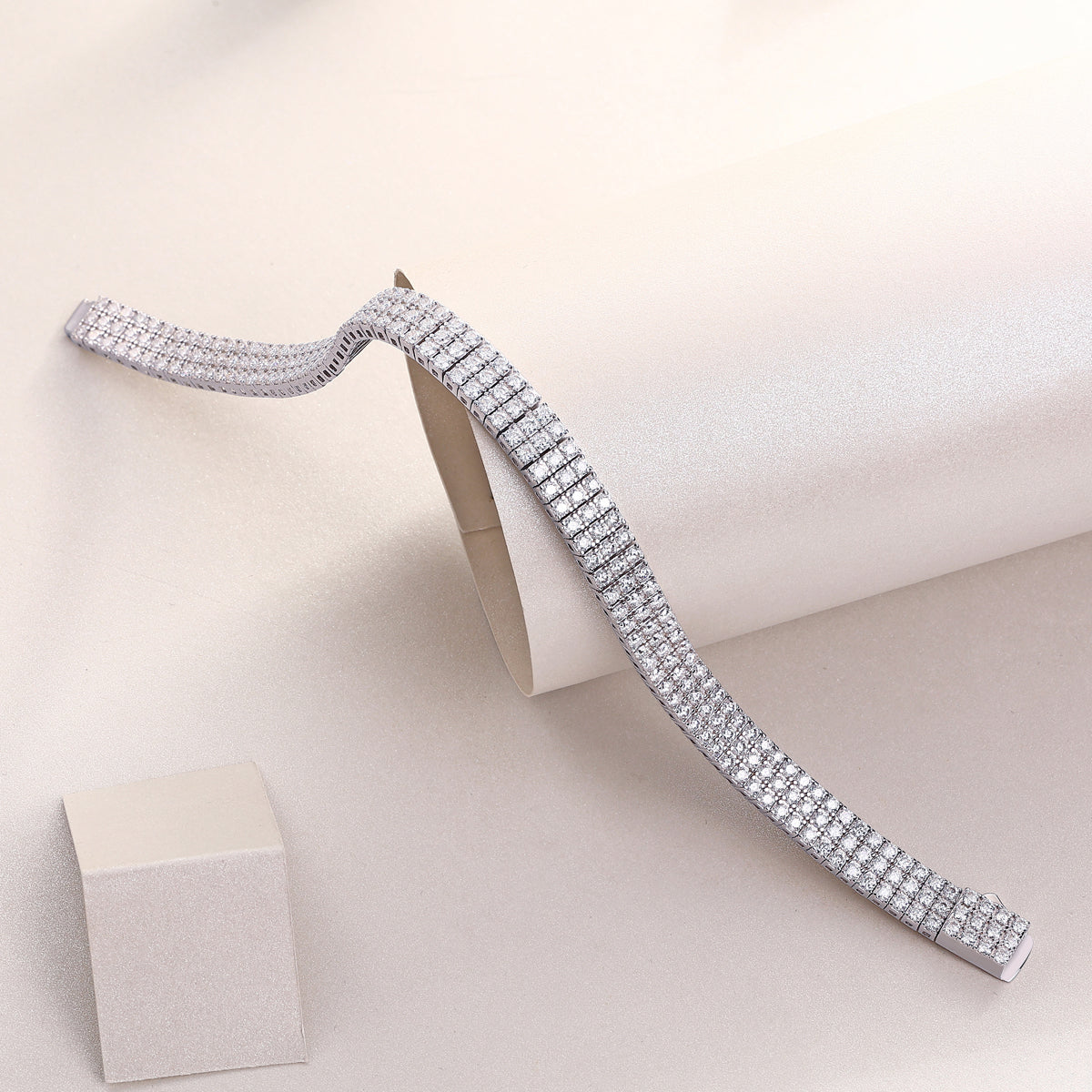 Bracelet Tennis Triple Row Moissanite VVS – S925