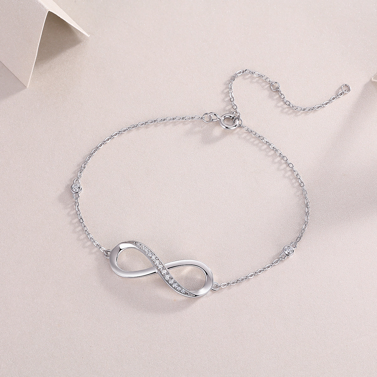 Bracelet Infinity Pavé Moissanite VVS – S925
